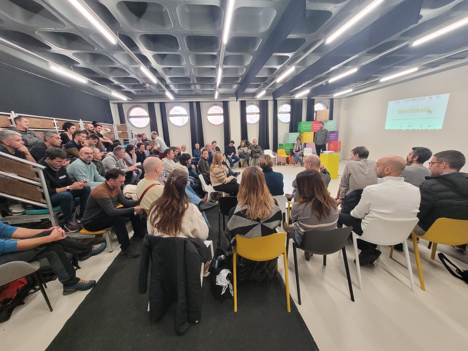 El CIFP Ciudad Jardín LHII, anfitrión de la 2ª Sesión de la CoP de Innovación de la FP Vasca - CIFP Ciudad Jardin LHII
