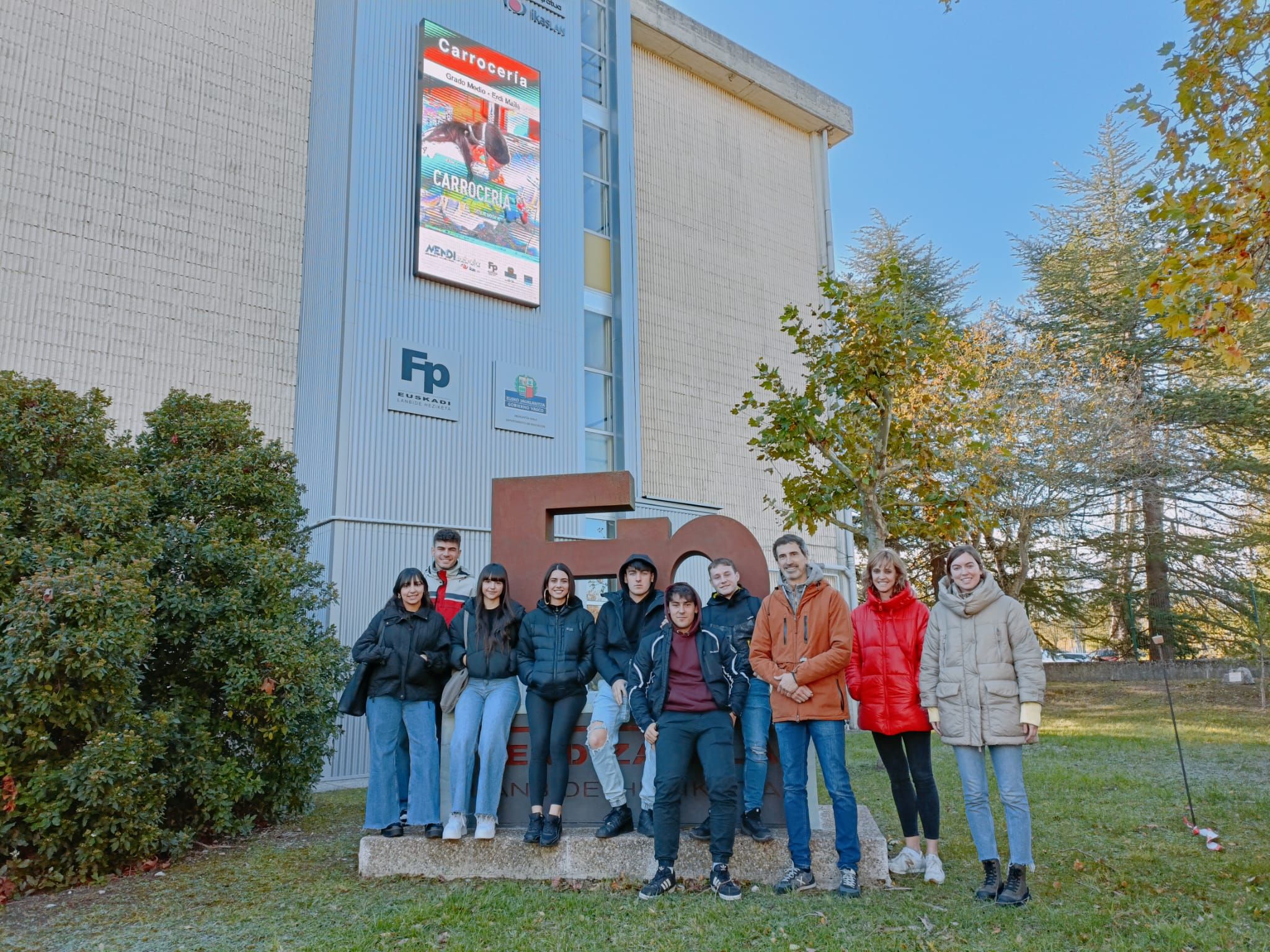 Packaging aurkezpena Mendizabalan - CIFP Ciudad Jardin LHII