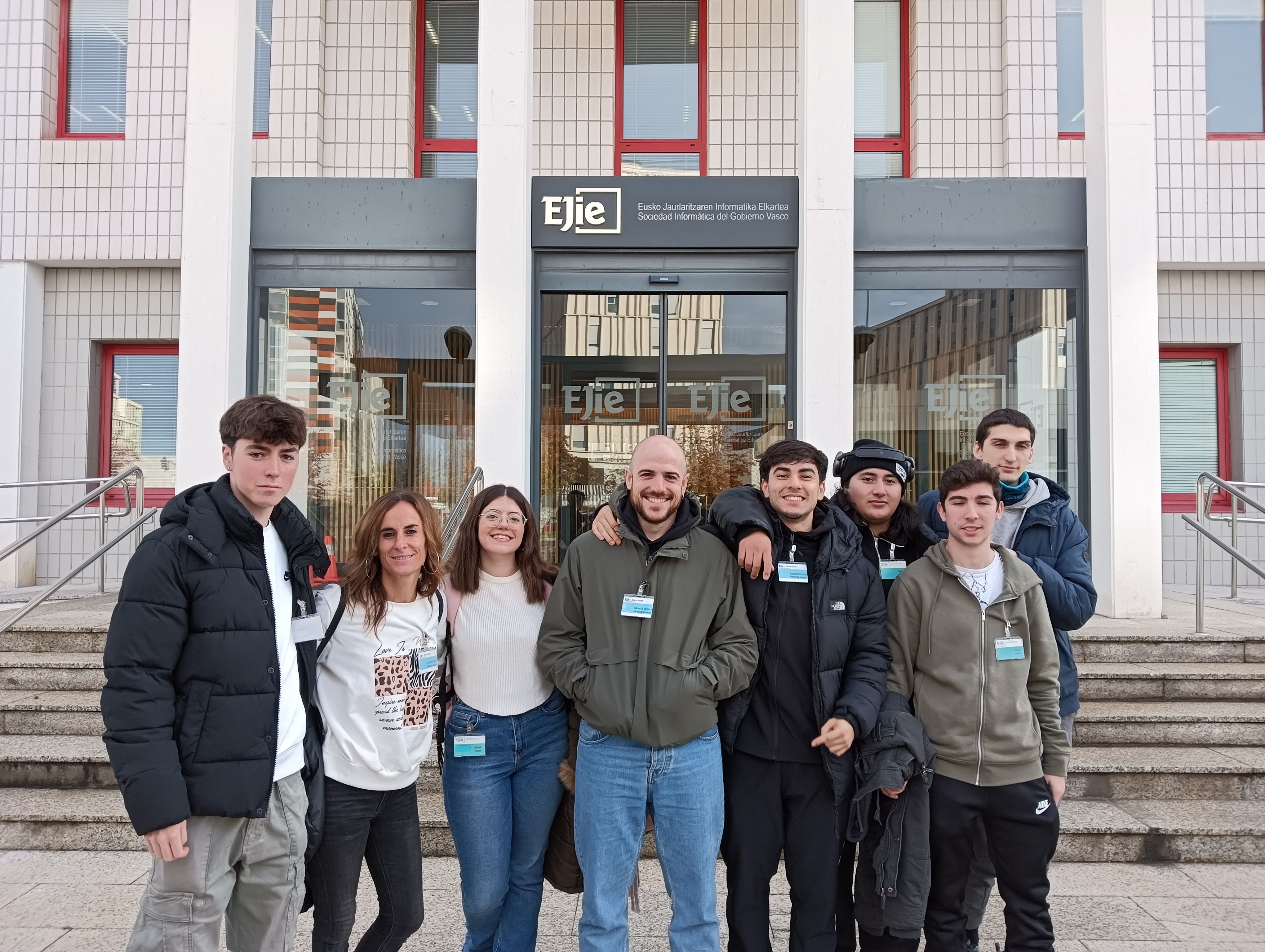 Visita a las instalaciones de EJIE - CIFP Ciudad Jardin LHII