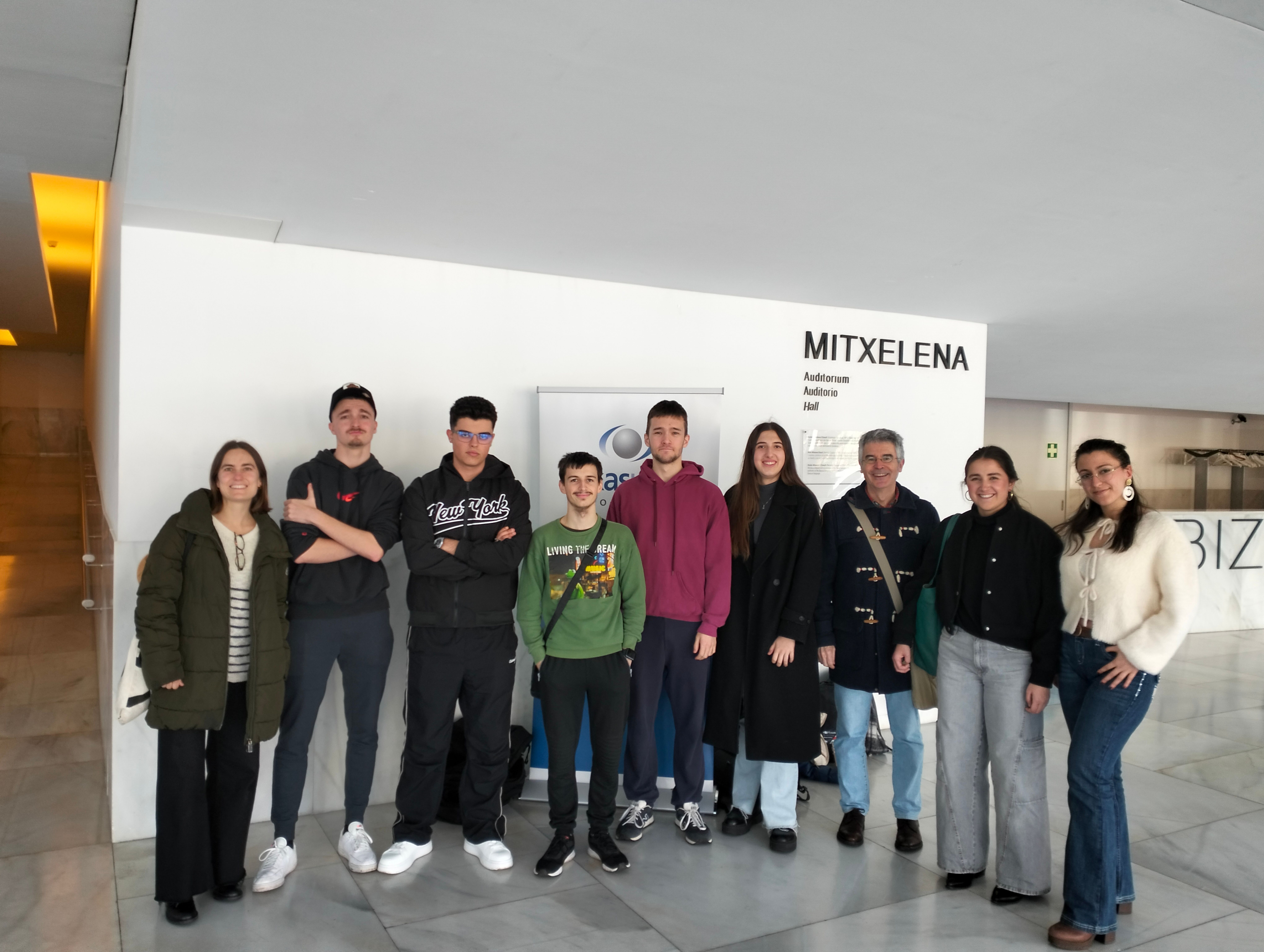 ERASMUS STUDENTS IN BILBAO - CIFP Ciudad Jardin LHII