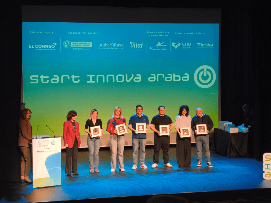 STARTinnova: el equipo KAYRO de Ciudad Jardín conquista el tercer puesto con su propuesta de kombucha artesanal - CIFP Ciudad Jardin LHII