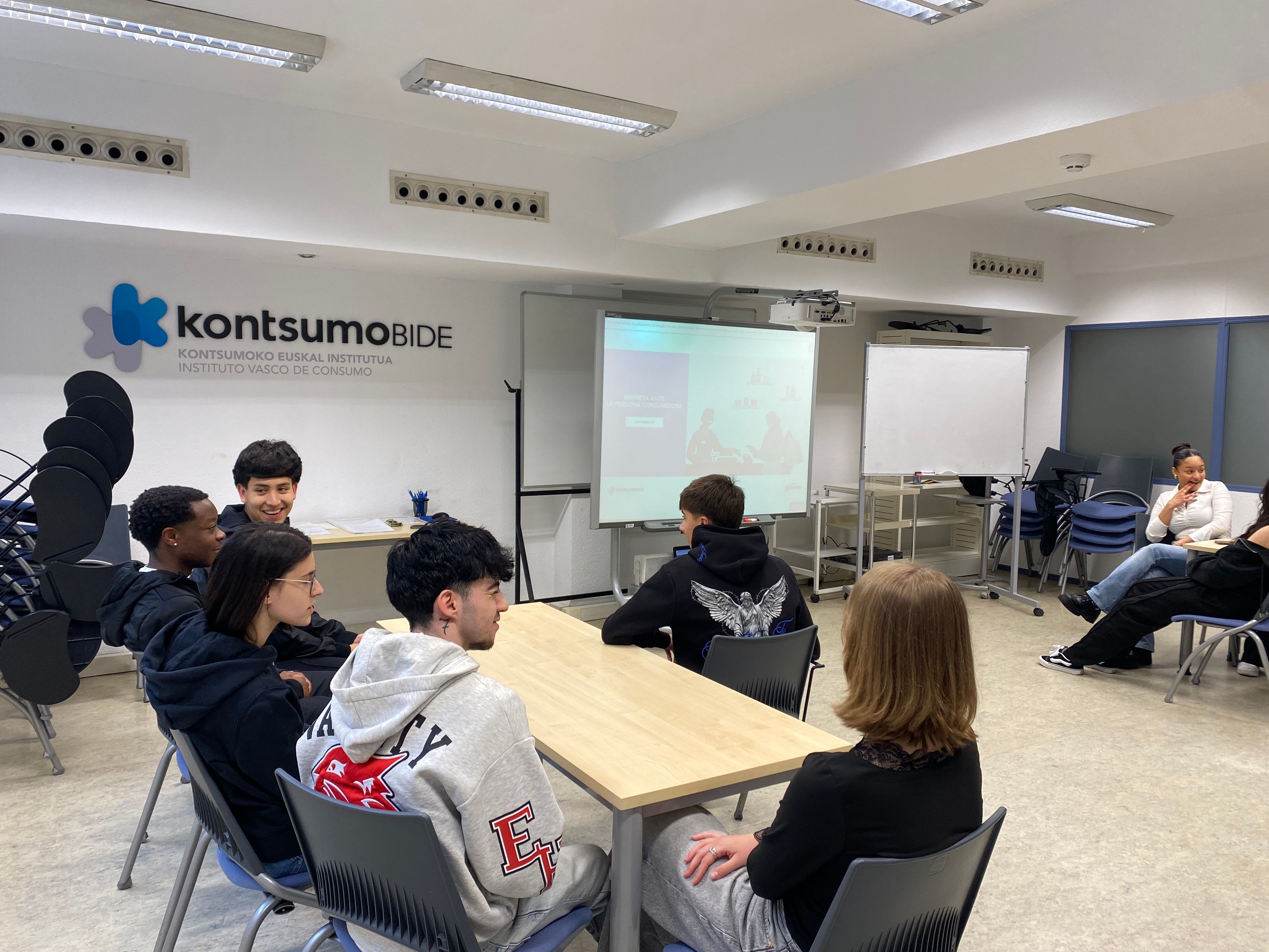 Kontsumobidera irteera - CIFP Ciudad Jardin LHII