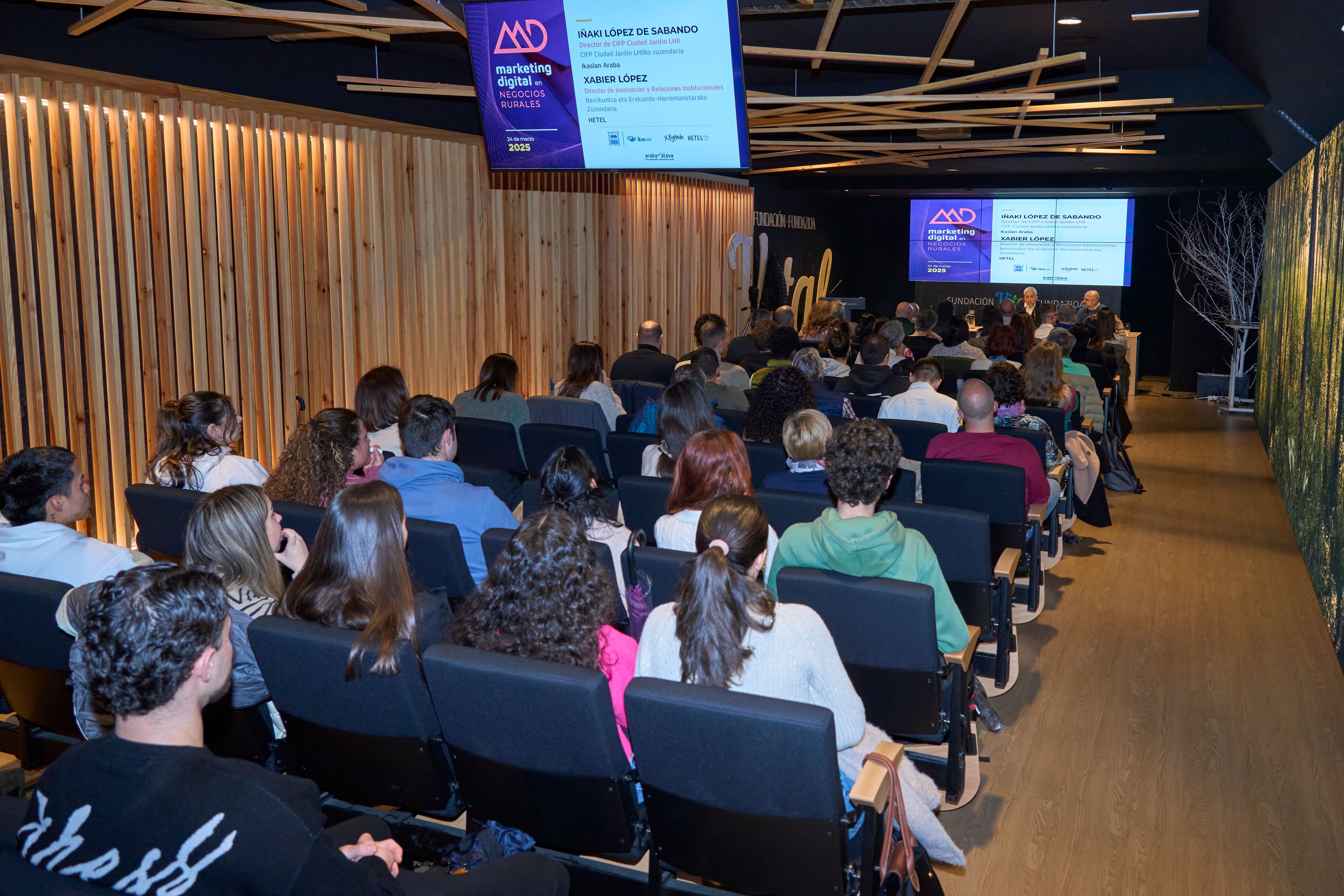 CIFP Ciudad Jardín LHII da landa-negozioetarako Marketin digitaleko berrikuntzaren liderra - CIFP Ciudad Jardin LHII