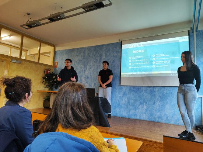 “Piztu zure auzoa – Enciende tu barrio”: una iniciativa conjunta del alumndado para promocionar el comercio local en Vitoria-Gasteiz - CIFP Ciudad Jardin LHII